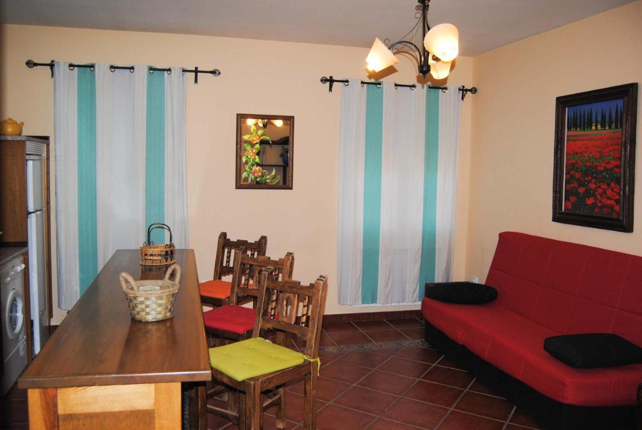 Apartamentos La Bodega Del Abuelo Bujalaro Exterior photo
